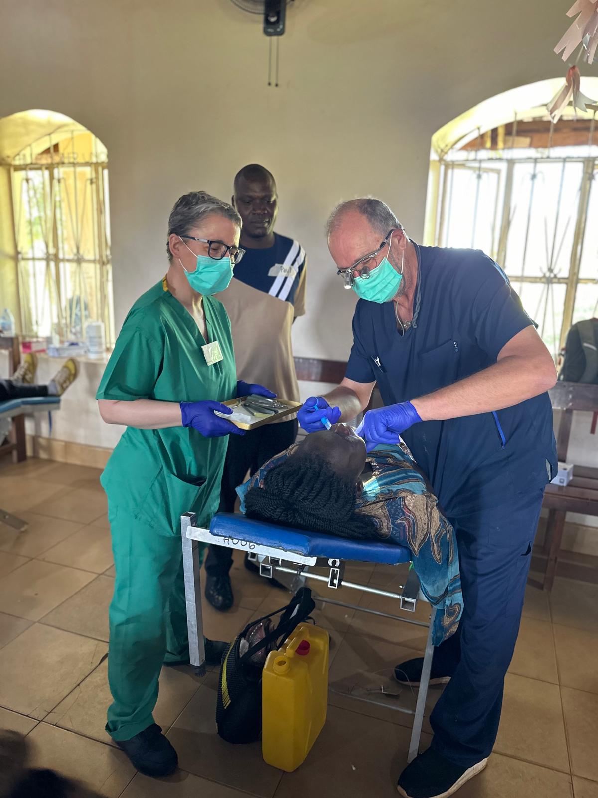 Using dental nurse skills volunteering in Dentaid