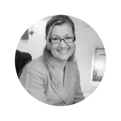Nicki Rowland, course tutor at Dental Nurse Network