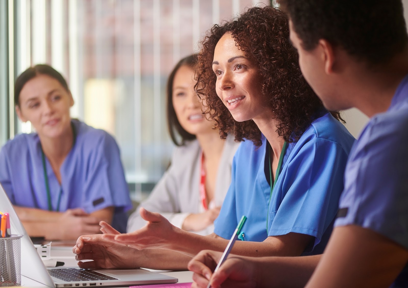 Level 3 Accredited Certificate: Lead (Head) Dental Nursing