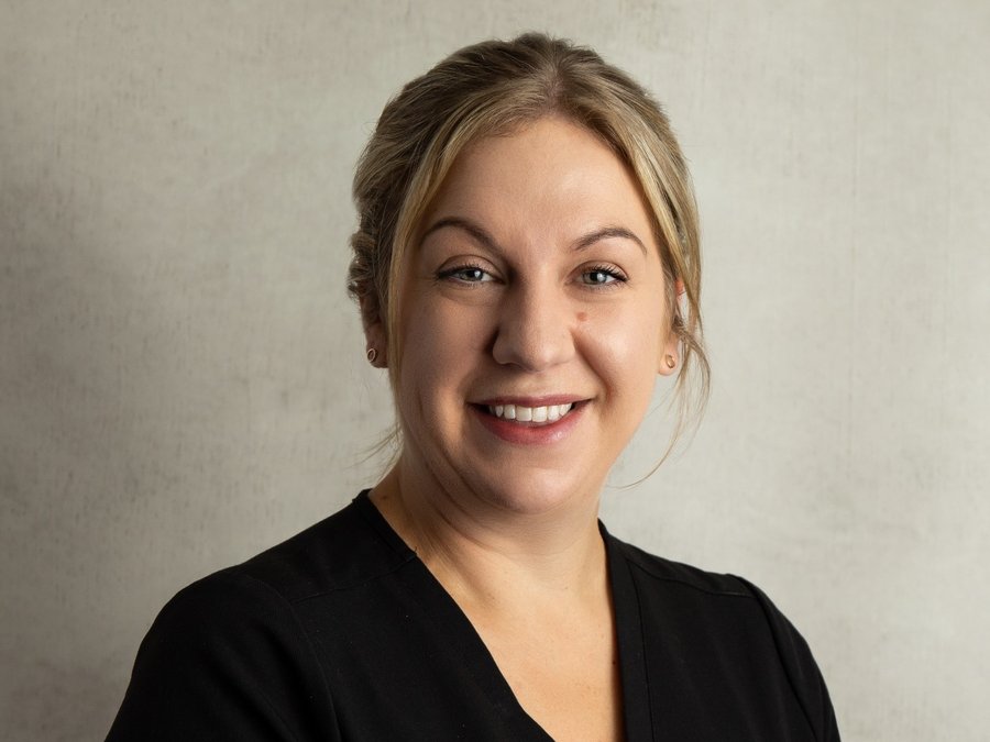 How to Make a Career Out of Dental Nursing