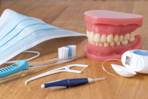 Flossing – Is It Really Useless?