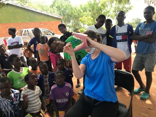 VOLUNTEER IN MALAWI WITH DENTAID
